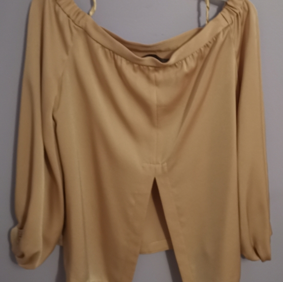 Elegant blouse - Picture 2 of 5